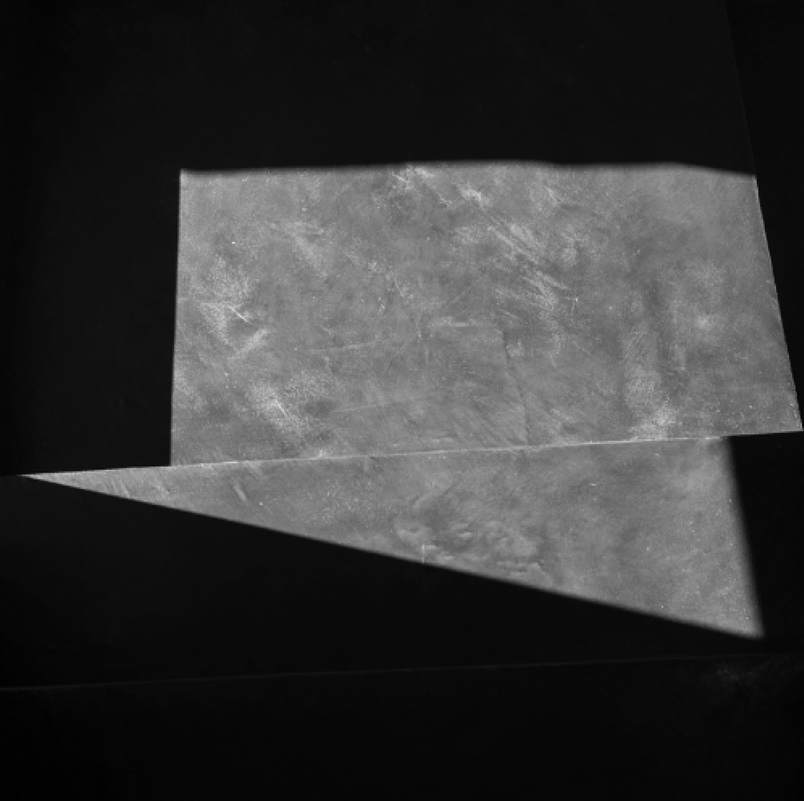 Photo Découpe brutaliste 2